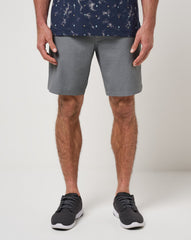 Quiet Shade Travis Mathew Call An Audible Short 9In