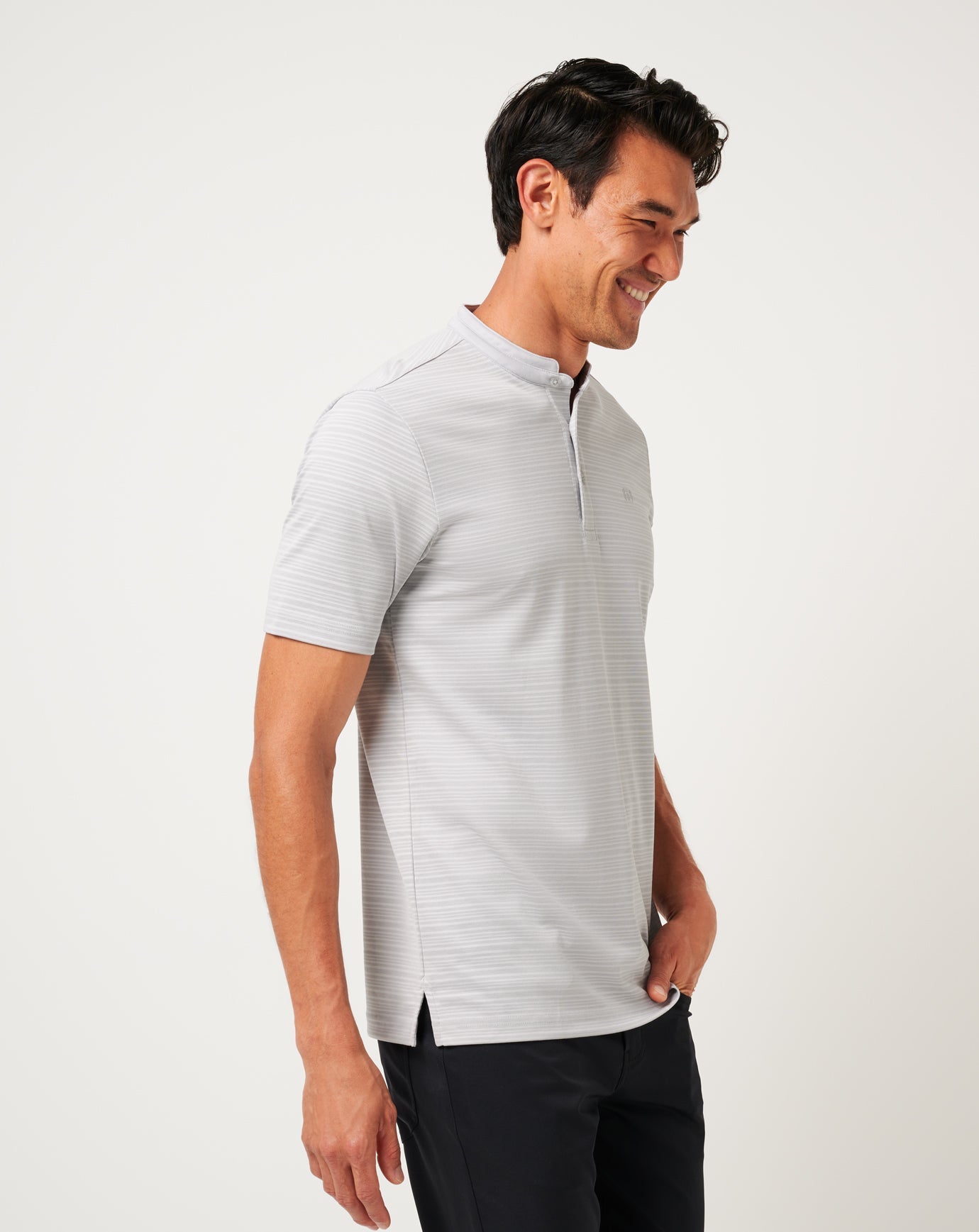 Micro Chip Travis Mathew Sunny Days Ahead Polo