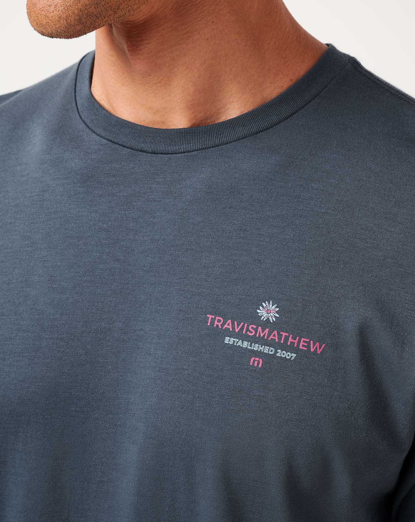 Mood Indigo/Vintage Indigo Travis Mathew Piece Of Paradise Tee