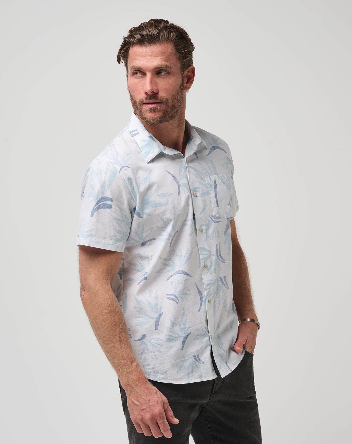 White/Quiet Harbor Travis Mathew The Thick Of It Button-Up