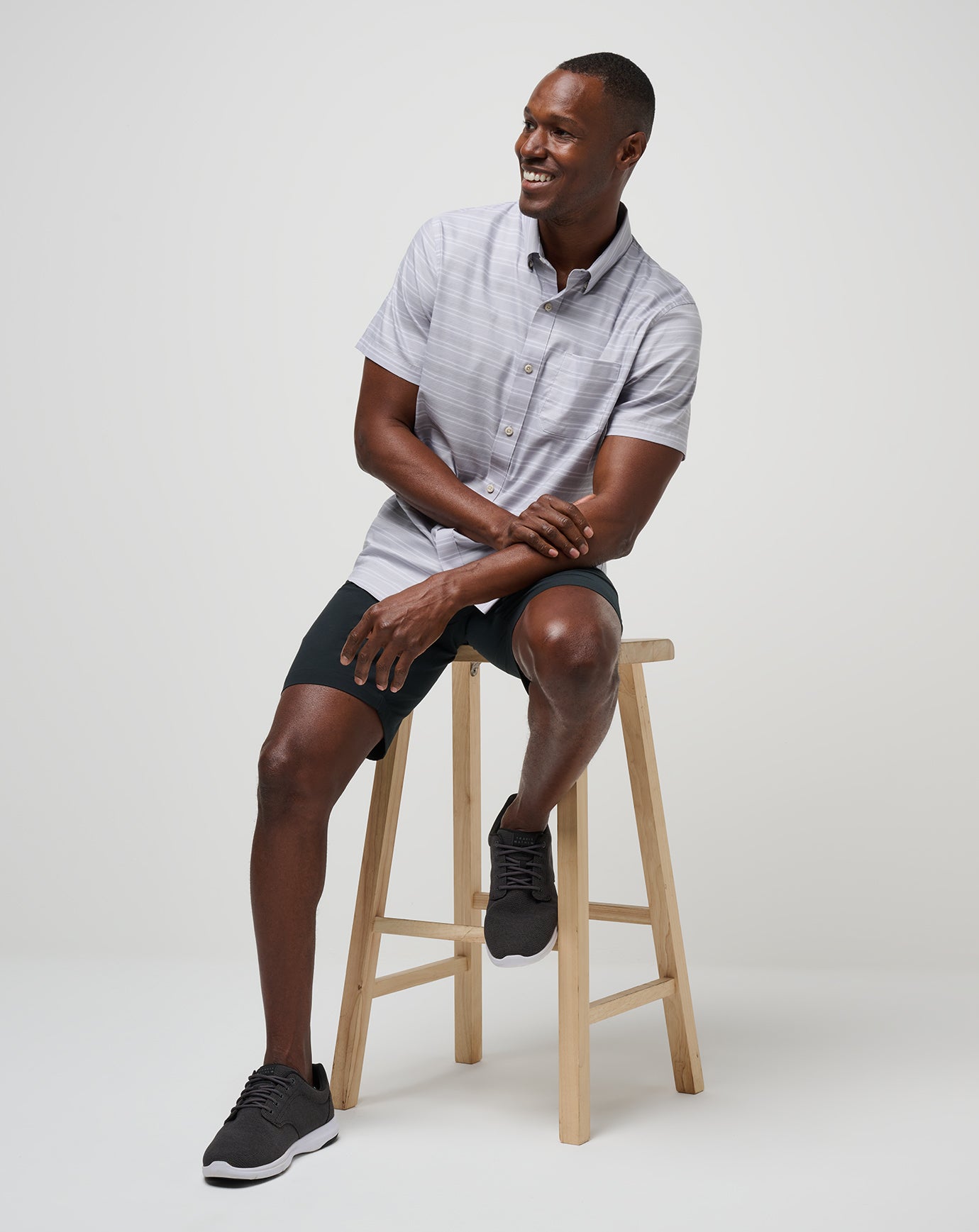 Micro Chip Travis Mathew On The Table Button-Up