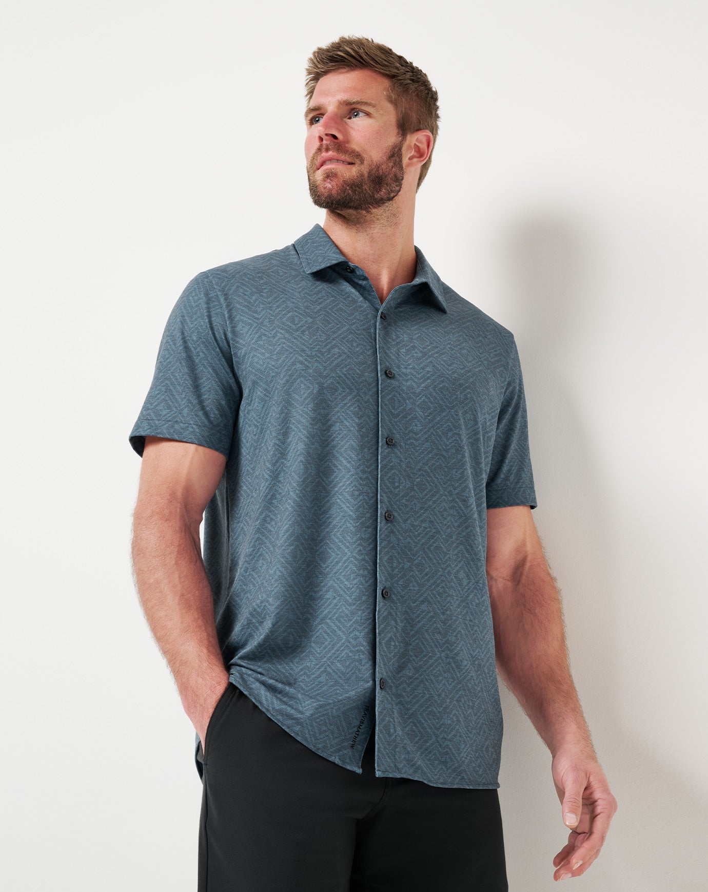 Mood Indigo/Vintage Indigo Travis Mathew Knit Featherweight Night Button-Up