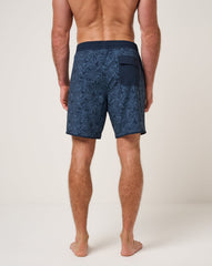 Total Eclipse Travis Mathew Tidal Whisper Boardshort 18In