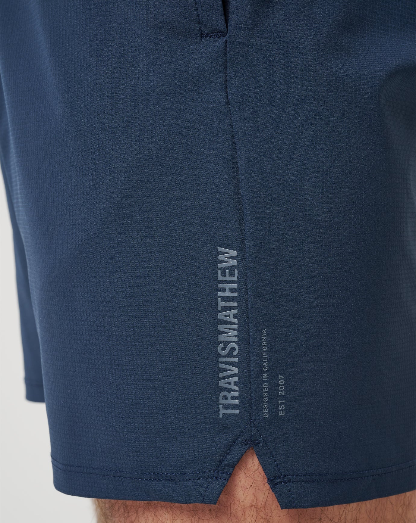 Mood Indigo Travis Mathew Wanderlust E-Waist Short 7.5In