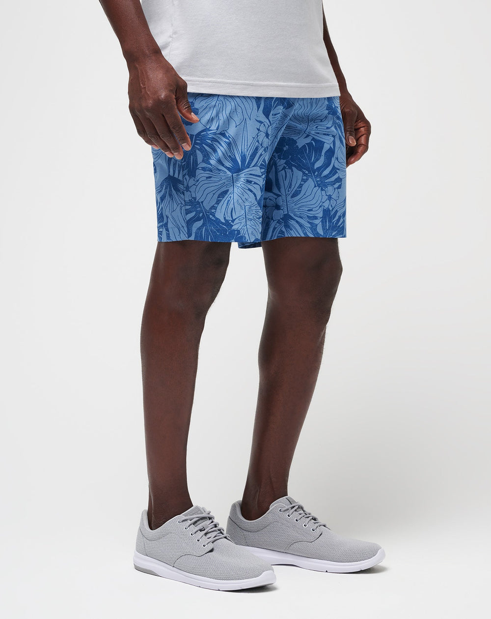 Quiet Harbor Travis Mathew Ankle Pounders Short 9In