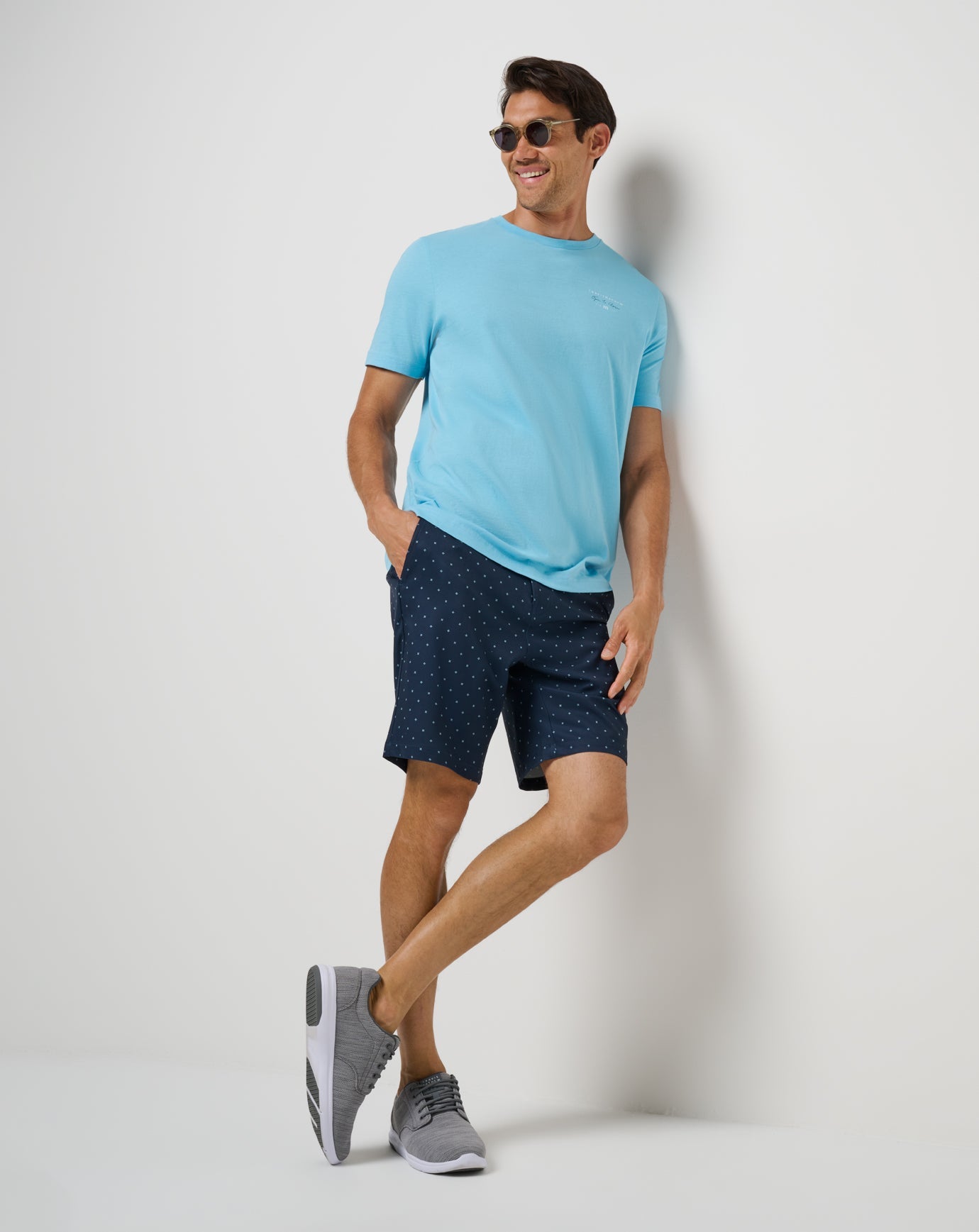 Total Eclipse Travis Mathew Standing Stones Short 9In