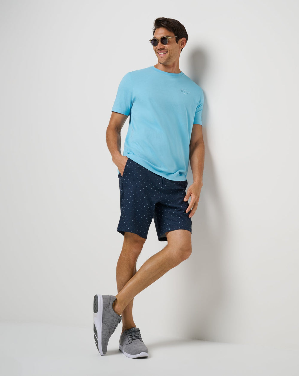 Total Eclipse Travis Mathew Standing Stones Short 9In