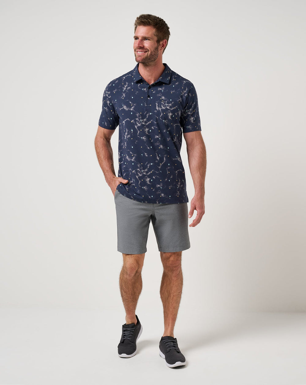 Quiet Shade Travis Mathew Call An Audible Short 9In
