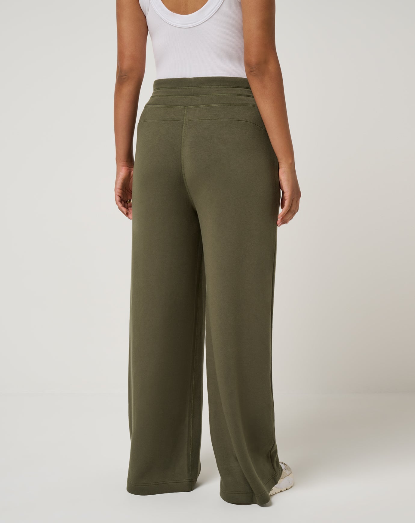 Grape Leaf Travis Mathew Skyloft Soft Wide Leg Pant