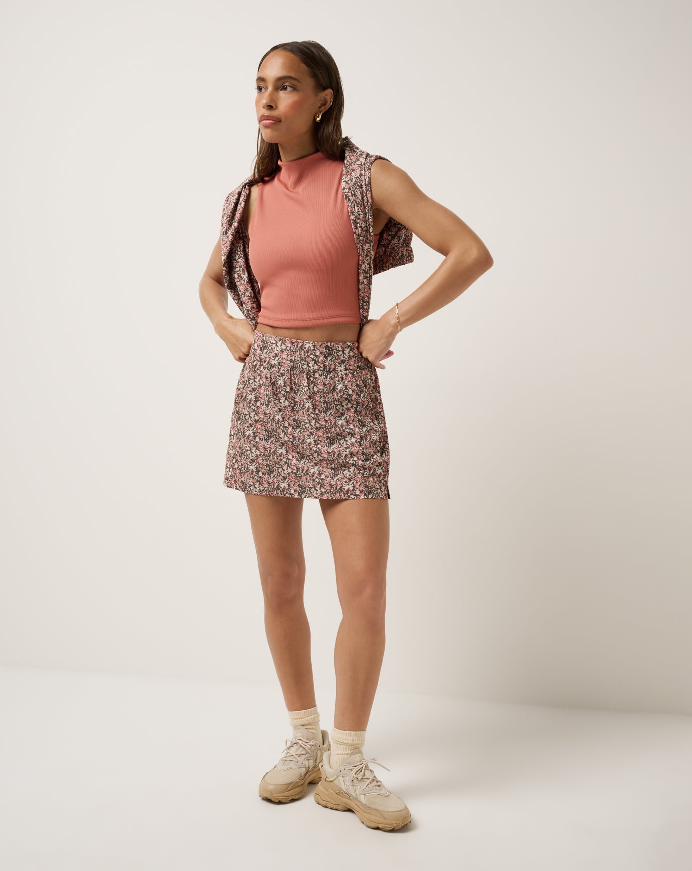 Pearl Blush Multi Travis Mathew Capture The Moment Breezeblend 2.0 Skort